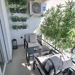 E&t - Luksuzni U Uvali Jazine, *