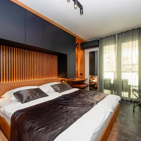 아파트 E&t - Luksuzni U Uvali Jazine, 자다르