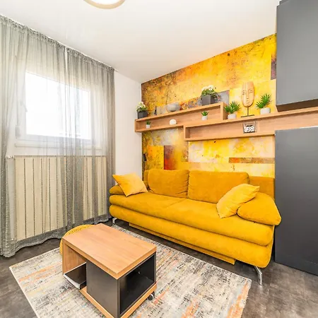 E&t Urban Luxury Apartment, Jazine Bay - Zara