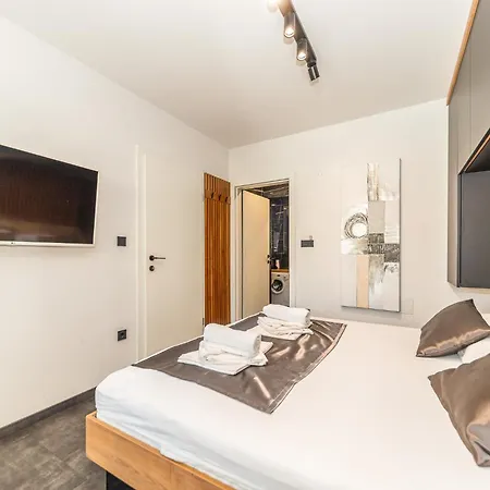 E&t Urban Luxury Apartment, Jazine Bay - Appartamento